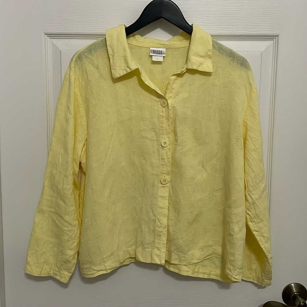 Eileen Fisher women’s pastel yellow button down linen top